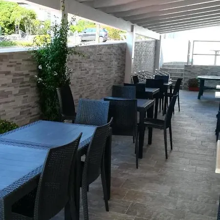 Da Patrizia 4* سانتا تيريزا غالّورا